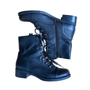 Guess Black Quilted Chain Lace Up Combat Boots Size 9 Grunge Utility Biker Moto